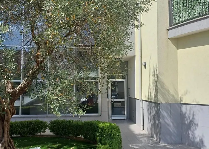 住宿加早餐酒店 Gr Luxury 蒙塔尔托乌富戈